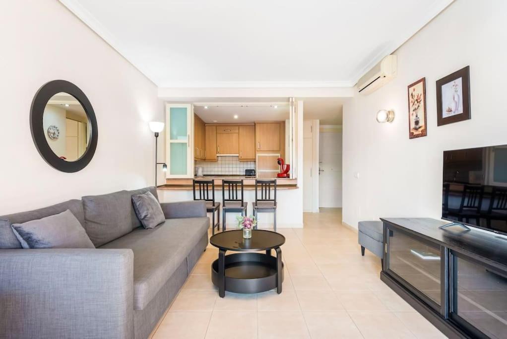 Bright And Welcoming Holiday Home Puerto de Santiago  Esterno foto